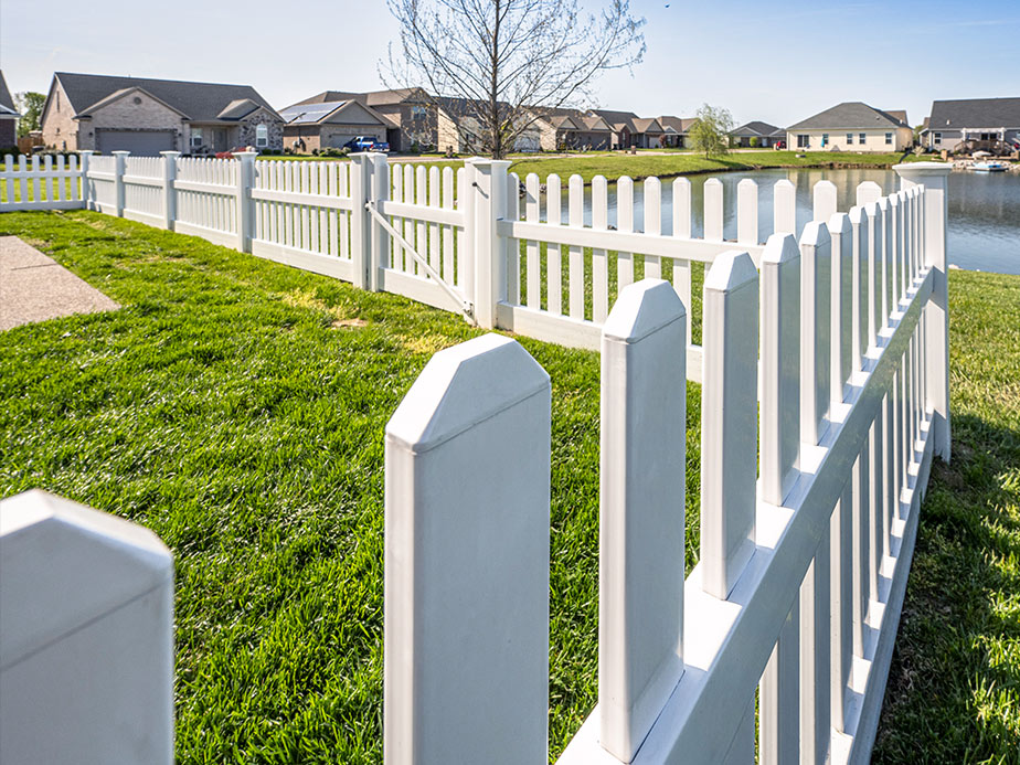 Decorative Fence Example in Chickasaw Alabama