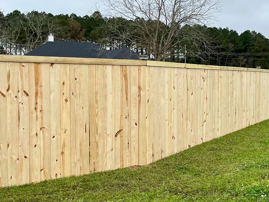 Privacy Fence Example in Chickasaw Alabama