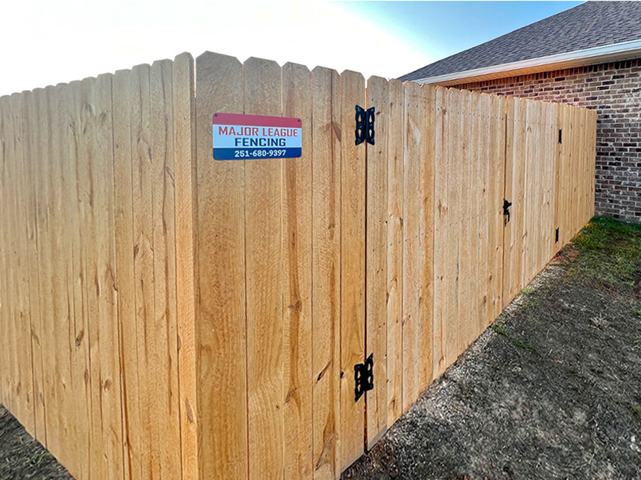 Satsuma Alabama residential fencing