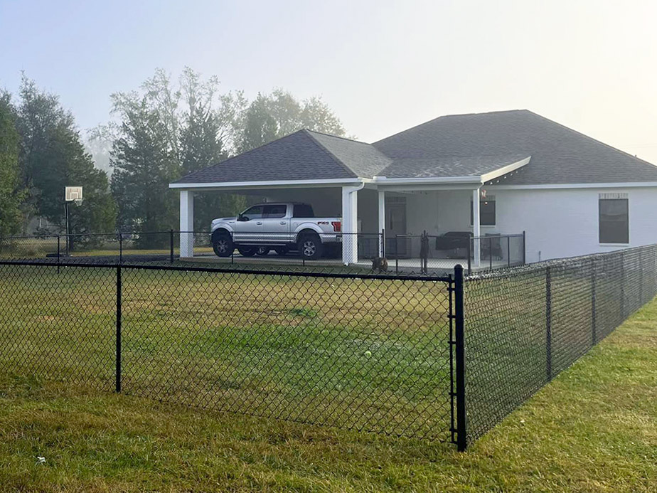 Mobile Alabama Chain Link fence contractor in the Mobile Alabama area.