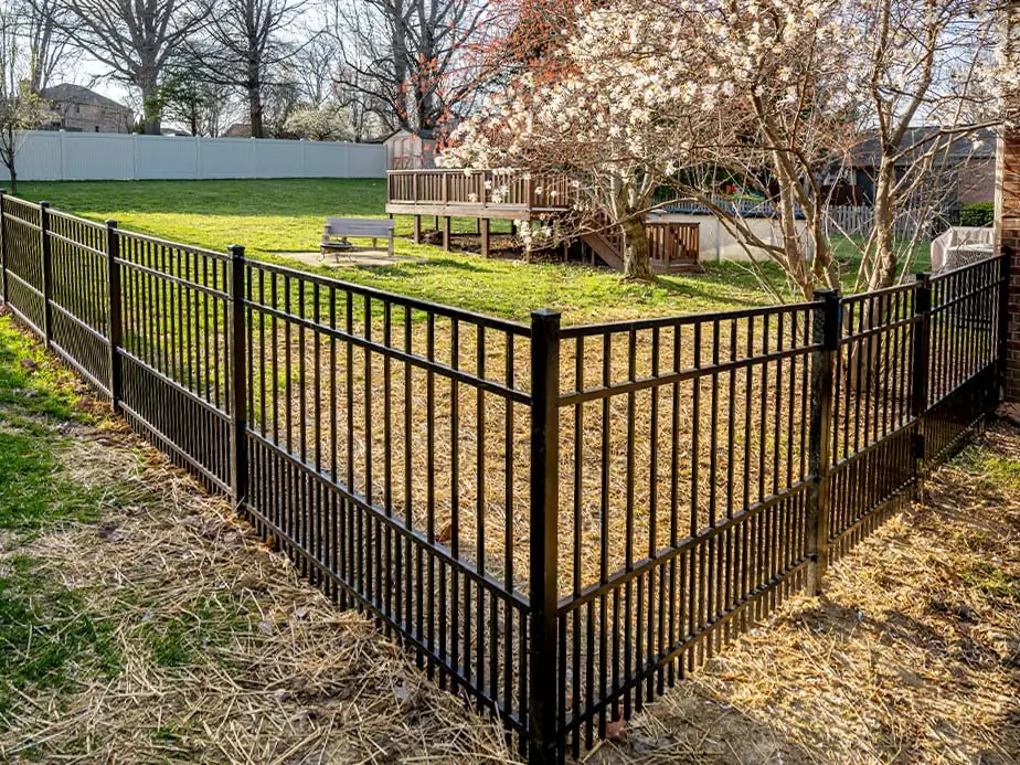 Residential Pet fence contractor in the Mobile Alabama area.