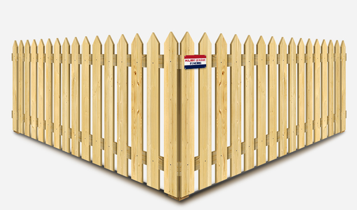 Decorative wood picket fence company in Mobile Alabama