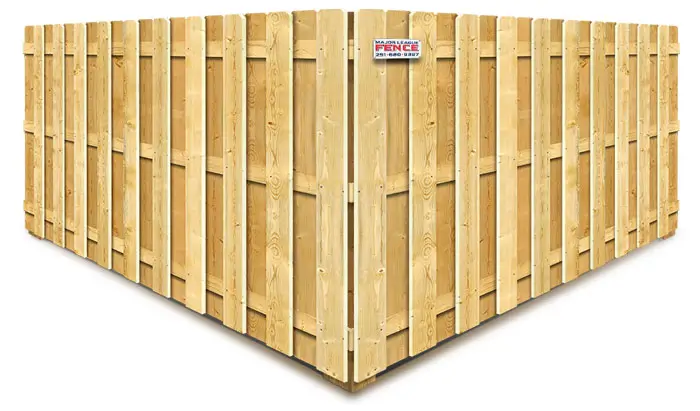 Shadowbox wood fence company in Mobile Alabama