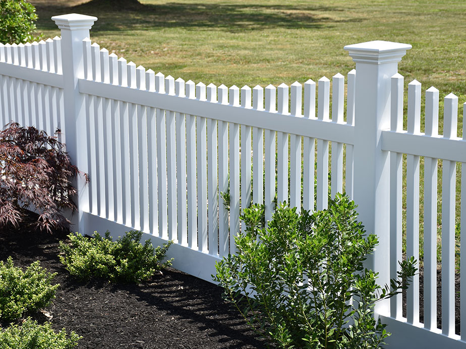 Decorative fence company in Mobile Alabama